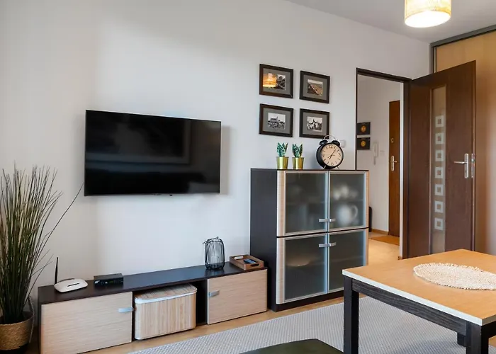 Blue Mare Jagiellonska Kladka Przy Morzu I Pkp *