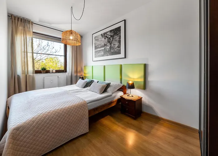 Blue Mare Jagiellonska Kladka Przy Morzu I Pkp *